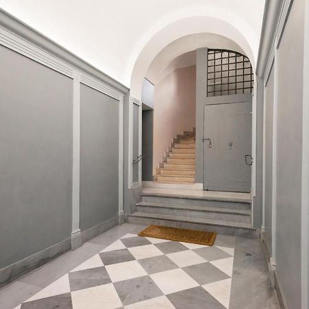Appartamento Via Del Teatro Pace Róma Kültér fotó